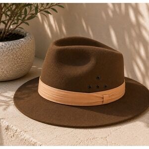 Hunting World New York Minisafari Brown Felt Fedora Hat Size 7 1/4 South Africa